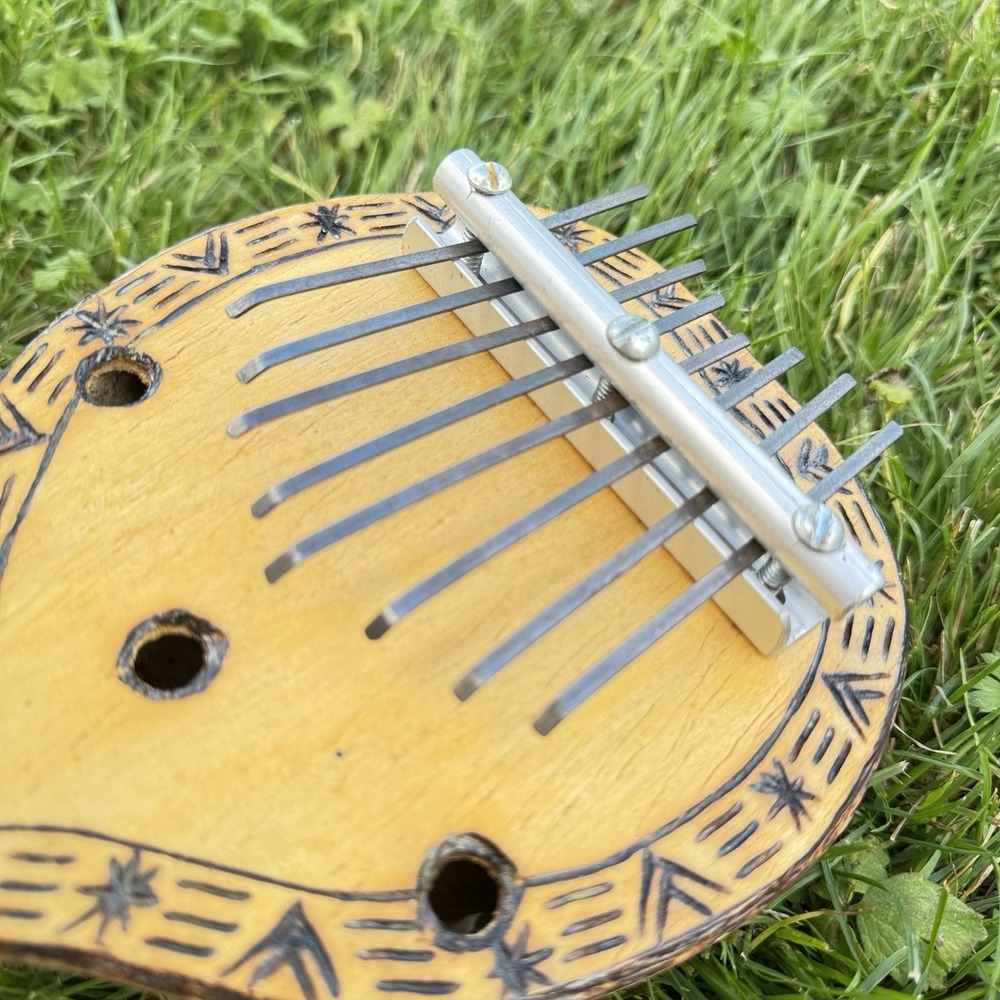 Handcrafted 9-Key Gourd Kalimba - Folk Art Thumb Piano Mbira - Picture 4 of 8